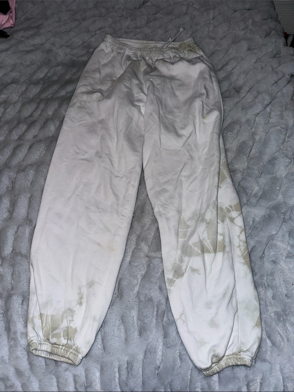 PacSun White Jogger Sweatpants with Light Olive Tie-Dye